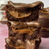 Brownie Cup relleno de manjar con nutella